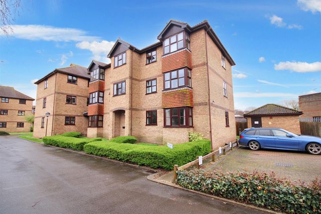 Thumbnail Flat for sale in Swan Court, Mangles Road, Guildford