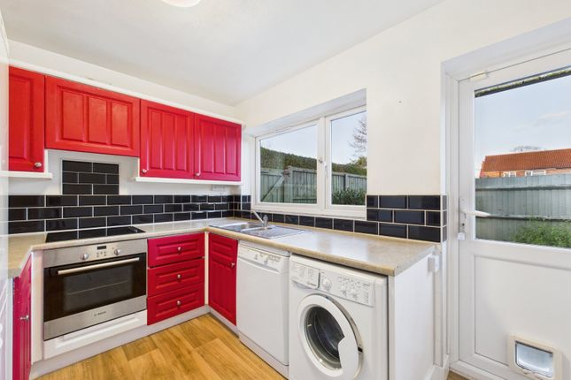 19, Wolsey Road, Surrey photo 2