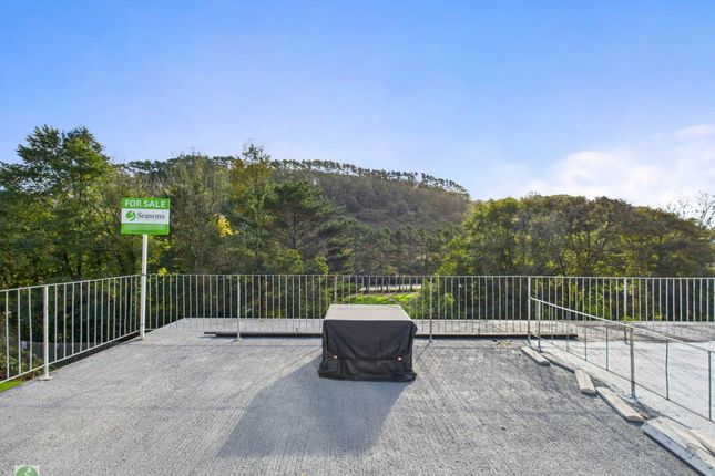 106 Hillside Villas, Millendreath Beach Resort, Looe photo 4