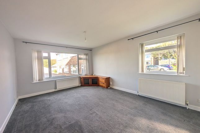 7, Chellow Gardens, Bradford photo 2