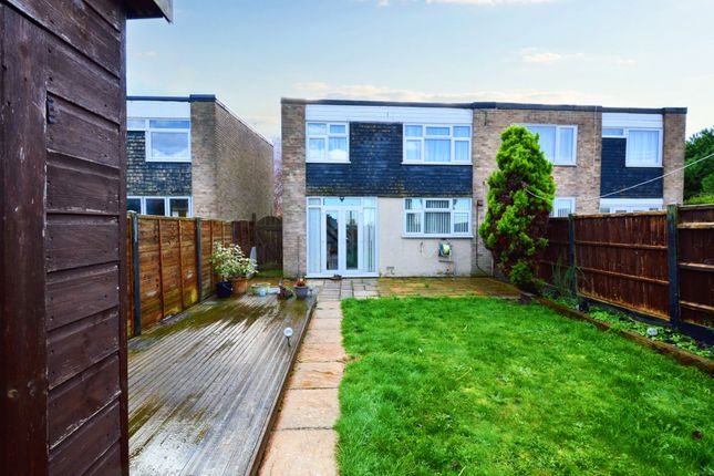 Semi-detached house for sale in Townfield Walk, Great Wakering