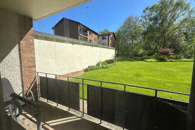 2 Brentwood Court, Wirral photo 3