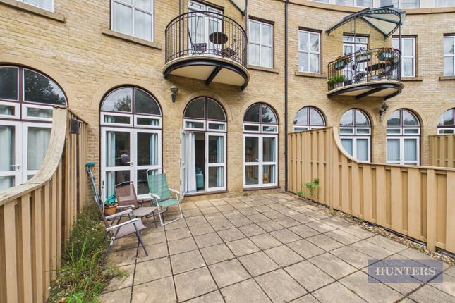 19, Alcantara Crescent, Southampton photo 3