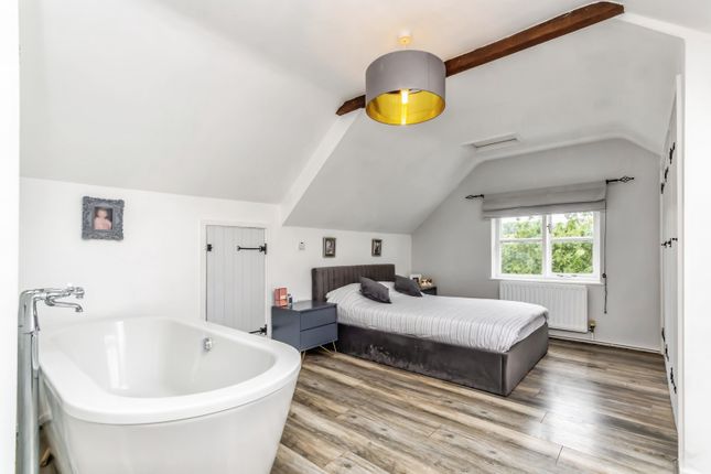 2, Brooks Villas, Tunbridge Wells photo 3