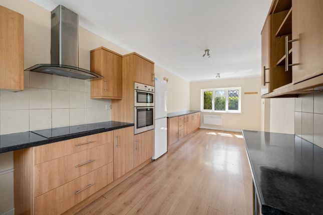 185, Wricklemarsh Road, London photo 4