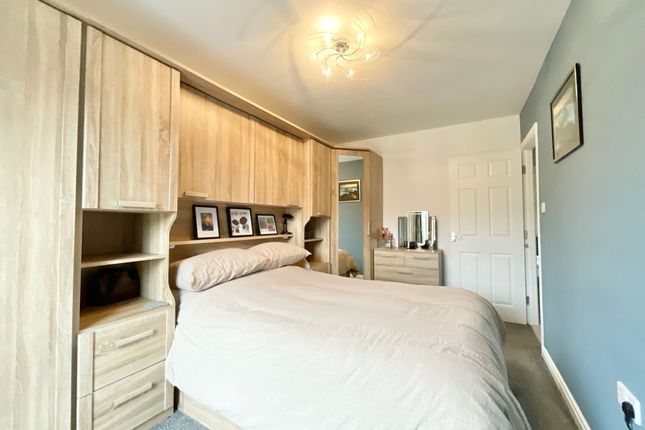 36 Lambert Crescent, Nantwich photo 3