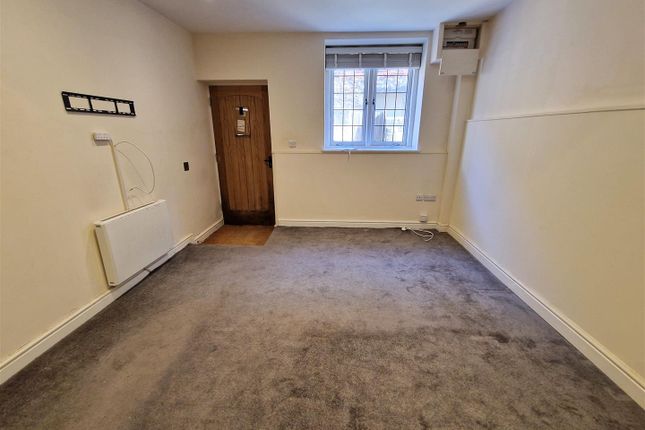 Flat for sale in Market Place, Chippenham