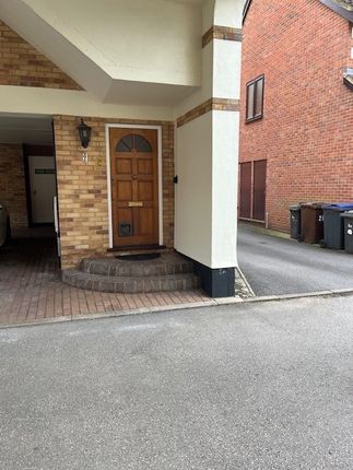 Duplex to rent in Black Swan Court, Priory Street, Ware