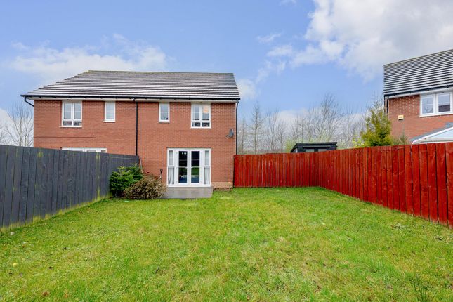 32, Peacock Wynd, Wishaw photo 3