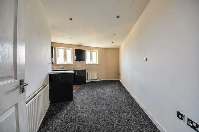 98, Chapman Road, Wellingborough photo 3