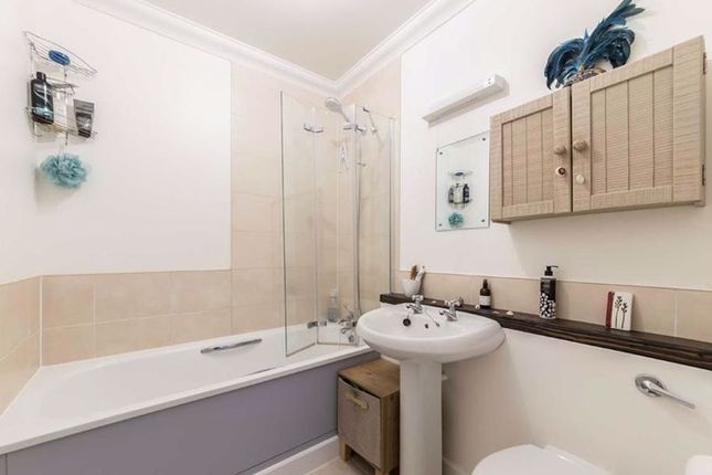 Flat for sale in Maud Chadburn Place, London