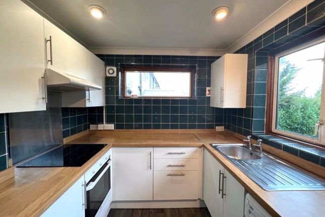 Room 3, 97 Bevendean Crescent, Brighton photo 2