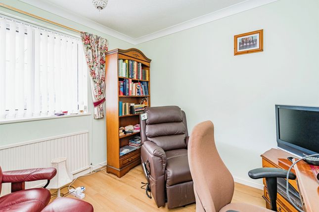 Detached bungalow for sale in Tall Trees Drive, Pedmore, Stourbridge