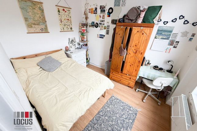 Flat 4 2, Millers Terrace, London photo 4