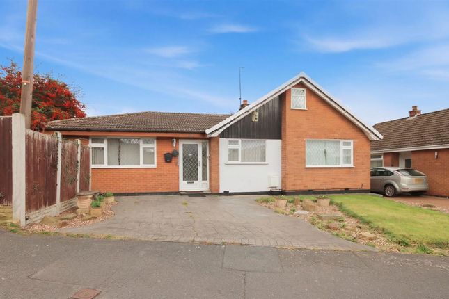 2-bed detached on 56, Elliott Drive, Chesterfield, £240,000