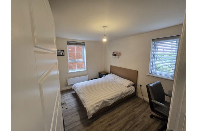 59, Tawny Grove, Coventry photo 3
