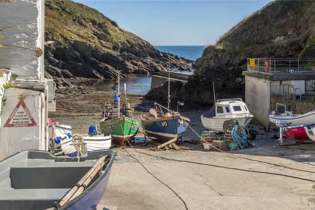 3 Bed Property For Sale In Portloe The Roseland Cornwall Tr2