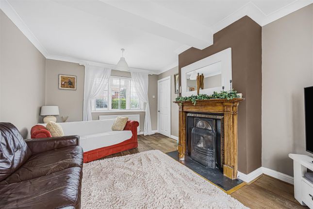 4, Fawley Road, Reading photo 2