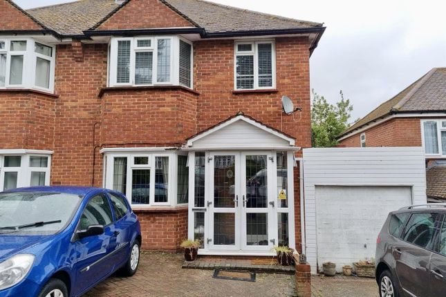 4-bed semi-detached on 8, Crossways, South Croydon, £560,000