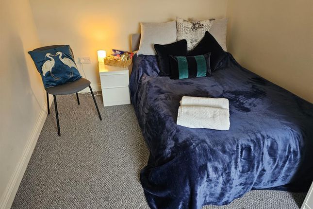 4-bed house on Mersey Road, Widnes, £680/mo