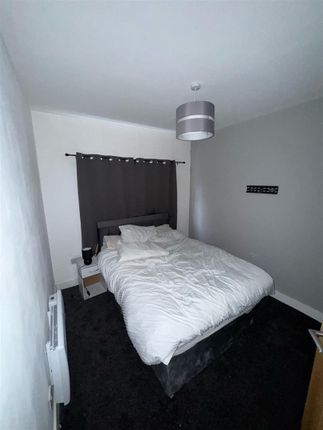 309, Birmingham New Road, Dudley photo 5