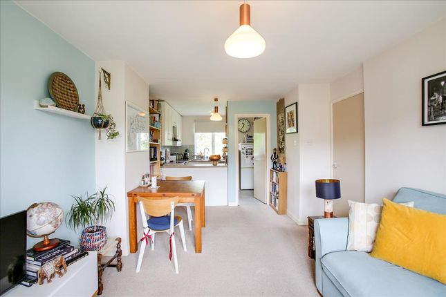 Flat for sale in East Acton Lane, Acton