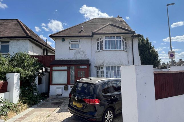 3-bed house on 100, The Vale, London, £600,000