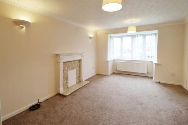 9, Miles Hawk Way, Mildenhall photo 2