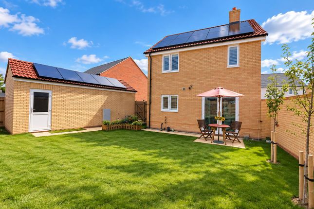 37, Mallard Way, Newmarket photo 2