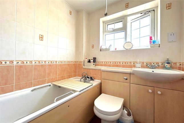 30, Hornbeam Place, Hampshire photo 4