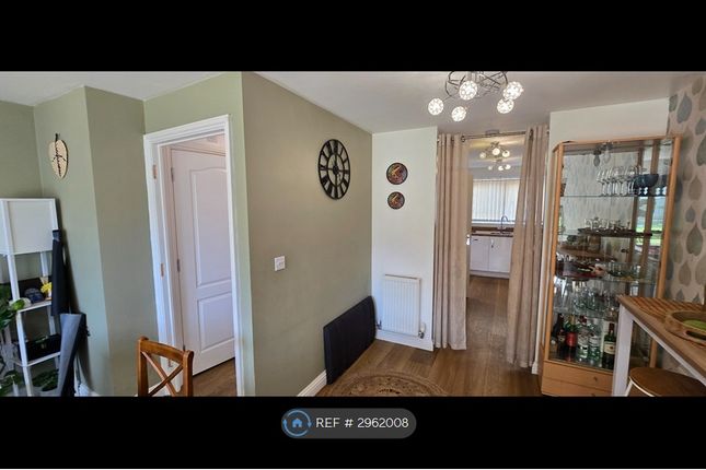 Heren Lane, Whitehouse, Milton Keynes photo 3