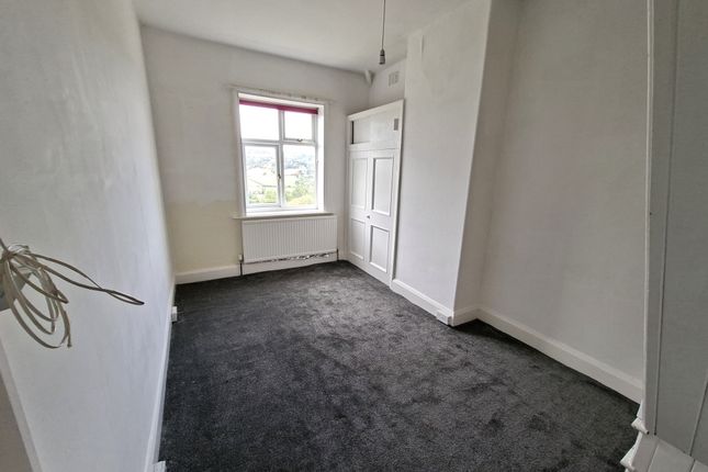 22, Eskdaleside, Whitby photo 3