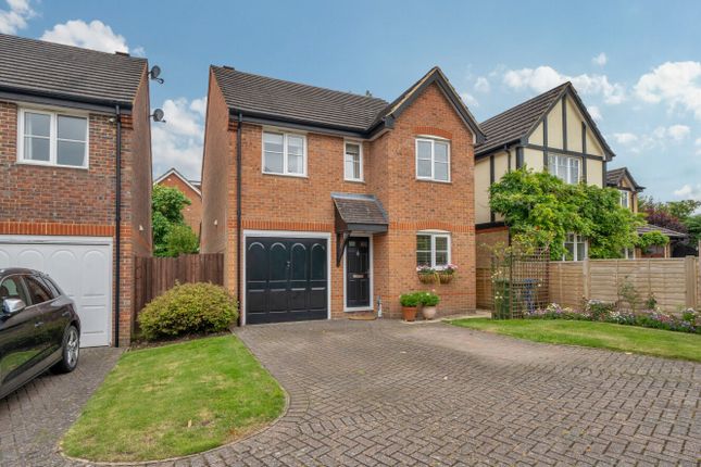 Thumbnail Detached house for sale in Earle Croft, Warfield, Bracknell, Berkshire