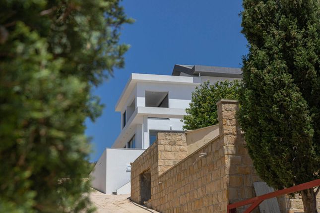 Villa for sale in Tala, Paphos, Cyprus