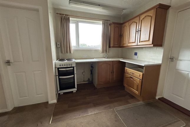 19, Caernarvon Drive, Doncaster photo 3