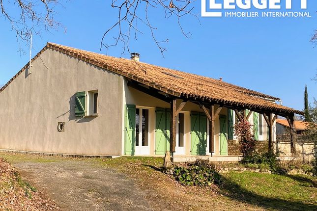 Thumbnail Villa for sale in Barro, Charente, Nouvelle-Aquitaine