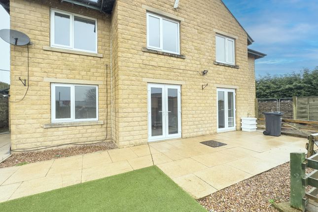 Thumbnail Semi-detached house for sale in Oaklands, Brighouse