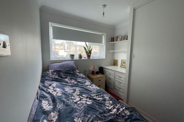 13 Shaftsbury Court, Lord Warden Avenue, Deal photo 3