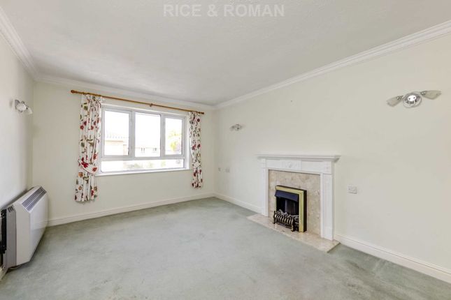 Flat for sale in Clayton Road, Chessington