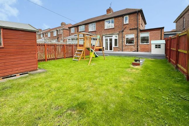 9, Lauderdale Avenue, Wallsend photo 2