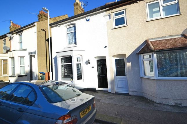 Thumbnail Terraced house to rent in Hythe Road, Sittingbourne