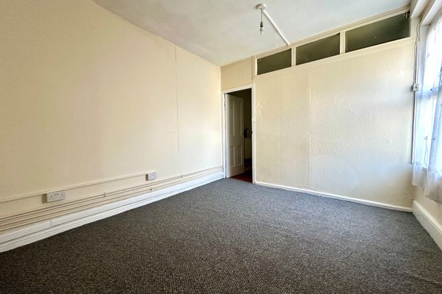 Ground Floor,, 80 Southwood Road, Kent photo 3