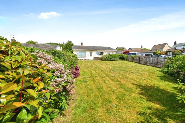 3-bed bungalow on 11, Sunnyside Meadow, Cornwall, £300,000