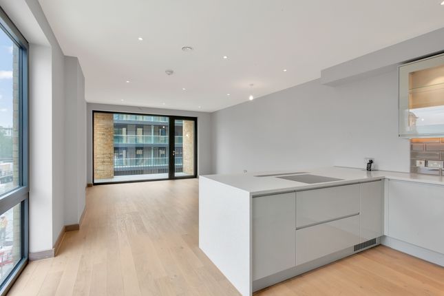 Flat to rent in Cummings House, The Ram Quarter, Wandsworth