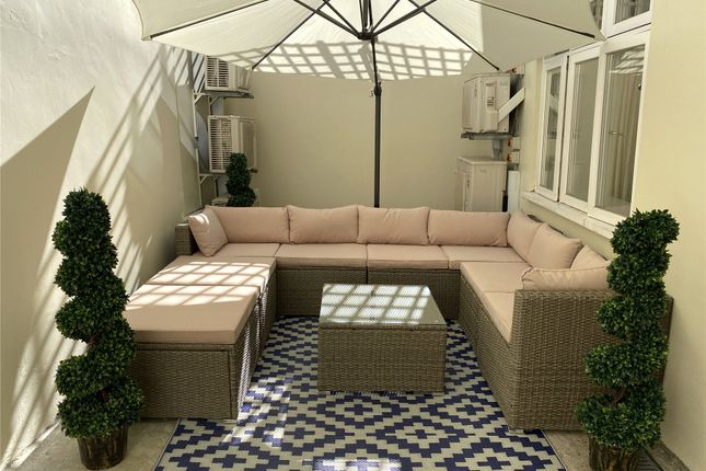 505, Chilworth Court, London photo 3