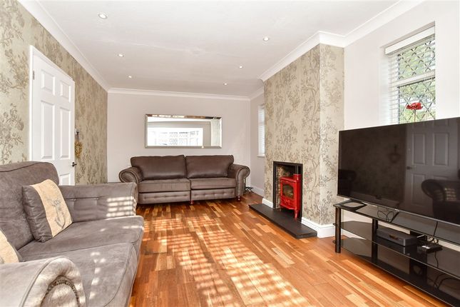Upper Swaines, Epping photo 4