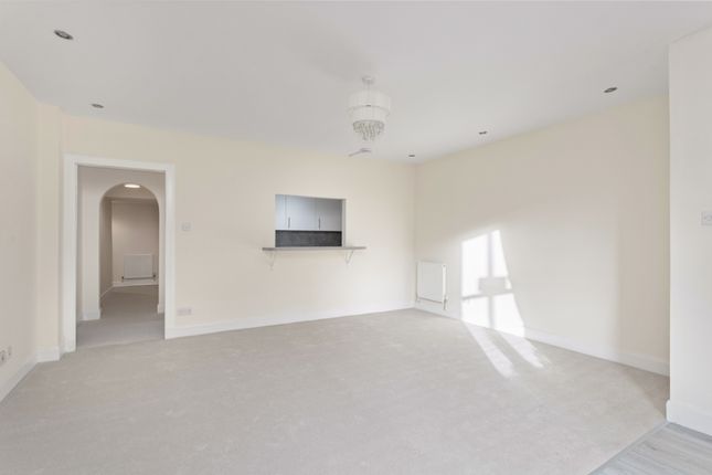 52B, Main Street, Gorebridge photo 2