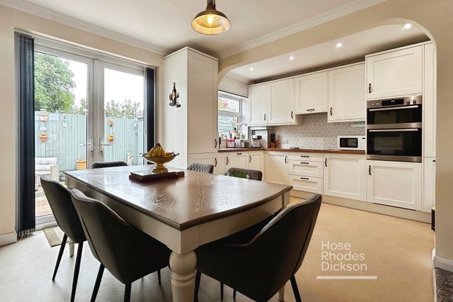 54, Place Road, Isle of Wight photo 3
