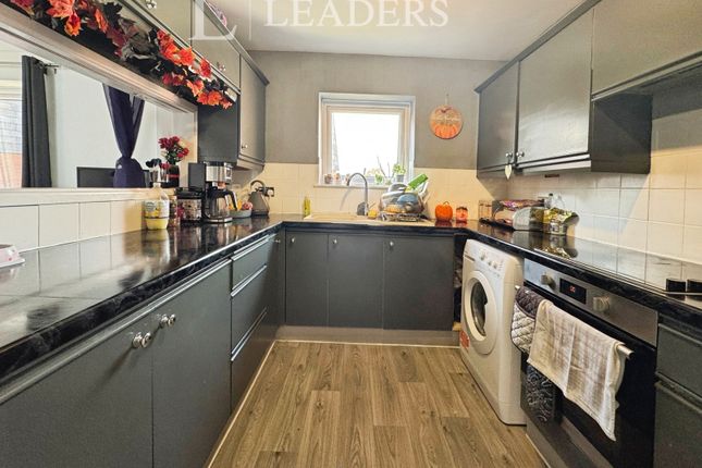 20, Ambleside Court, Clacton-on-Sea photo 4
