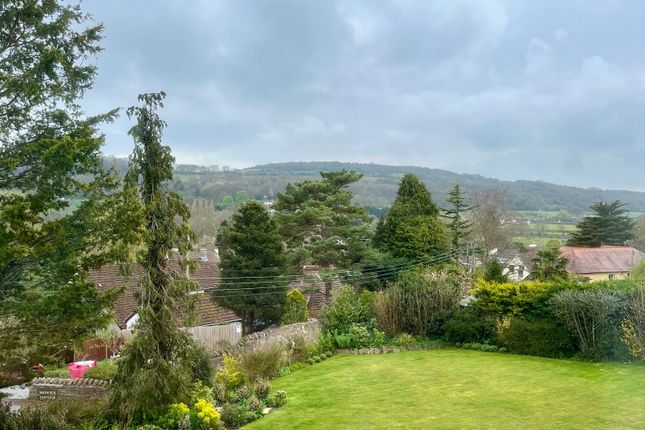 Flat 3, 72 The Lynch, Winscombe photo 3